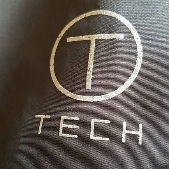 Tumi Tech Hoodie Jacket - Picture 8 of 8